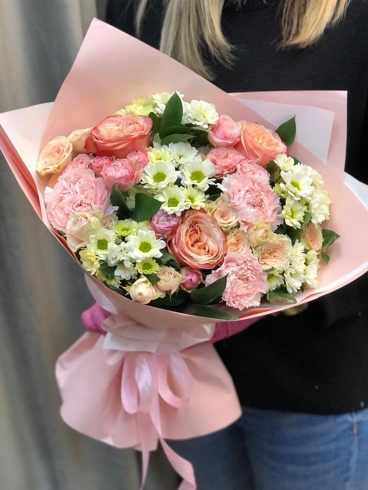 Букет нежные объятья в Санамере Букет цветов из: Гвоздики, Розы и Хризантемы в Санамере