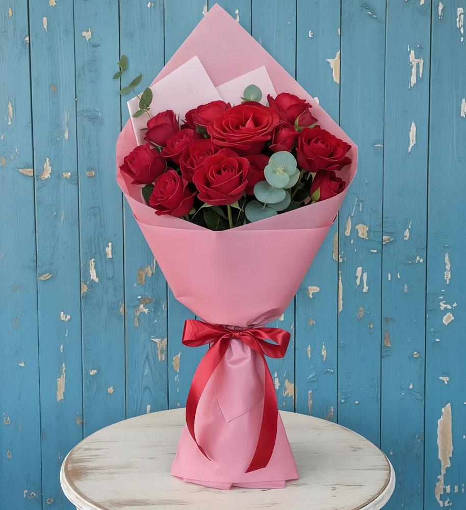 Букет красный бархат в Санамере Букет цветов из: Розы в Санамере