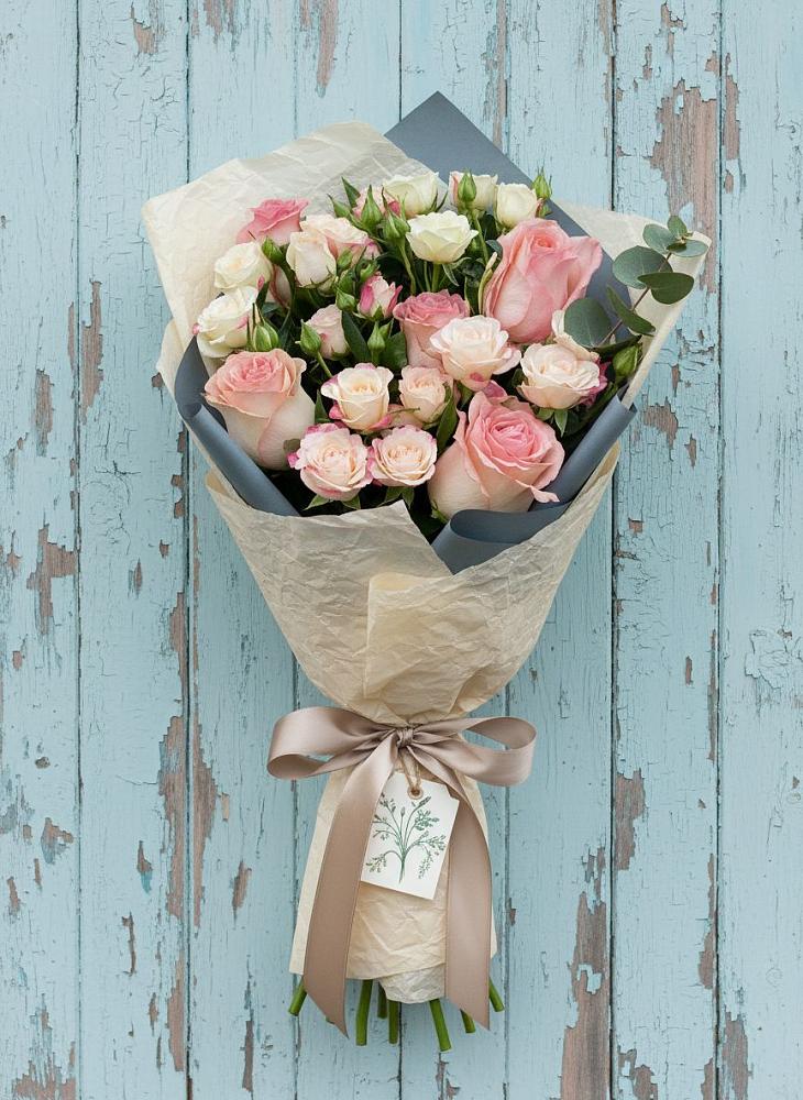 Букет нежный и розовый в Санамере Букет цветов из: Розы в Санамере