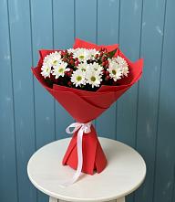 Букет ягоды на снегу в Санамере Букет цветов из:  Хризантемы в Санамере