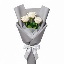 Букет 3 белые розы в Санамере