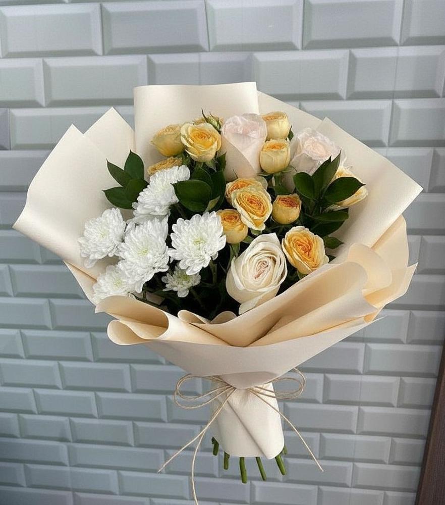 Букет цветочный вальс в Санамере Букет цветов из: Розы и Хризантемы в Санамере
