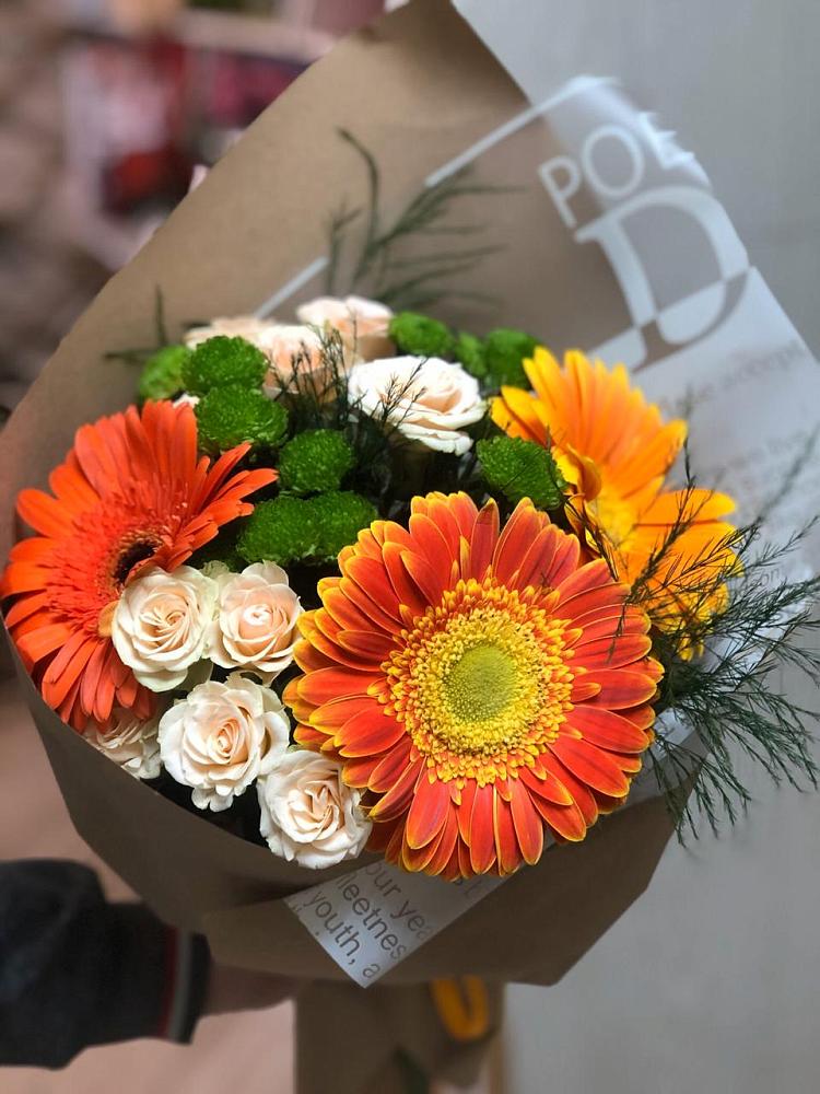 Букет желтый закат в Санамере Букет цветов из: Герберы, Хризантемы и Розы в Санамере