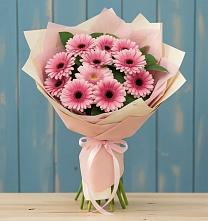 Букет пурпурно-розовый в Санамере Букет цветов из:  Герберы в Санамере