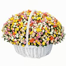 Премиум корзина Кустовых Роз в Санамере Премиум букет из: Розы в Санамере