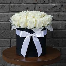 Композиция воздушная нежность в Санамере Цветочная композиция из Розы в шляпной коробке в Санамере